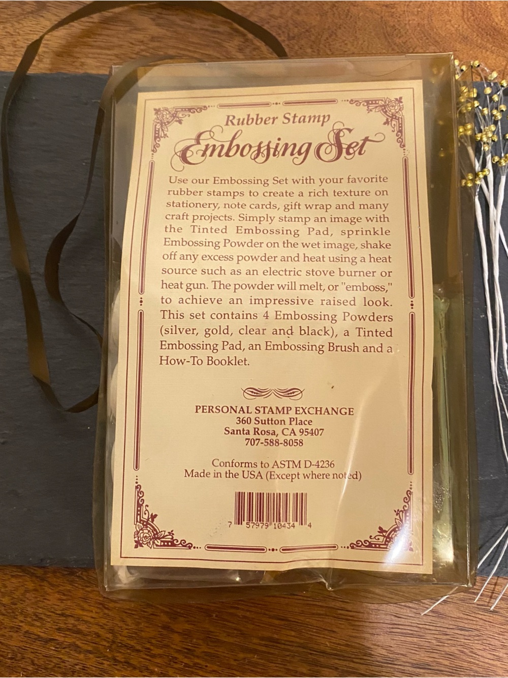 Embossing Set - Gold & Black - Picture 2 of 3